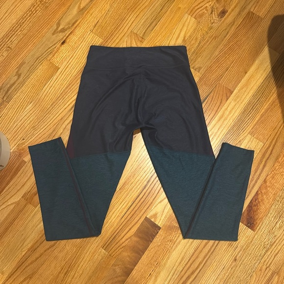 Outdoor Voices Color Block Leggings - Picture 5 of 6